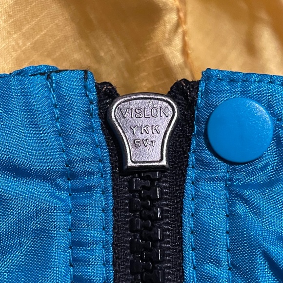 Nike Vintage Windbreaker Jacket 1990's - Picture 7 of 11